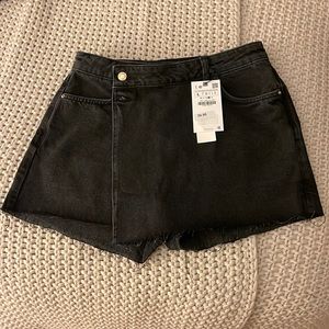 Zara black skort
